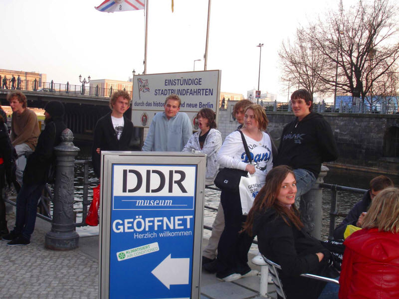 img1F