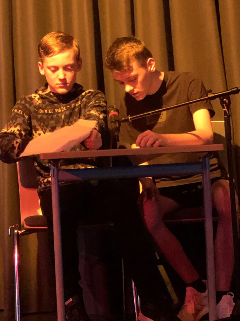 Ole Sonntag und Vincent Störk_Klasse 8G2_Bild v. Miko Meyerding